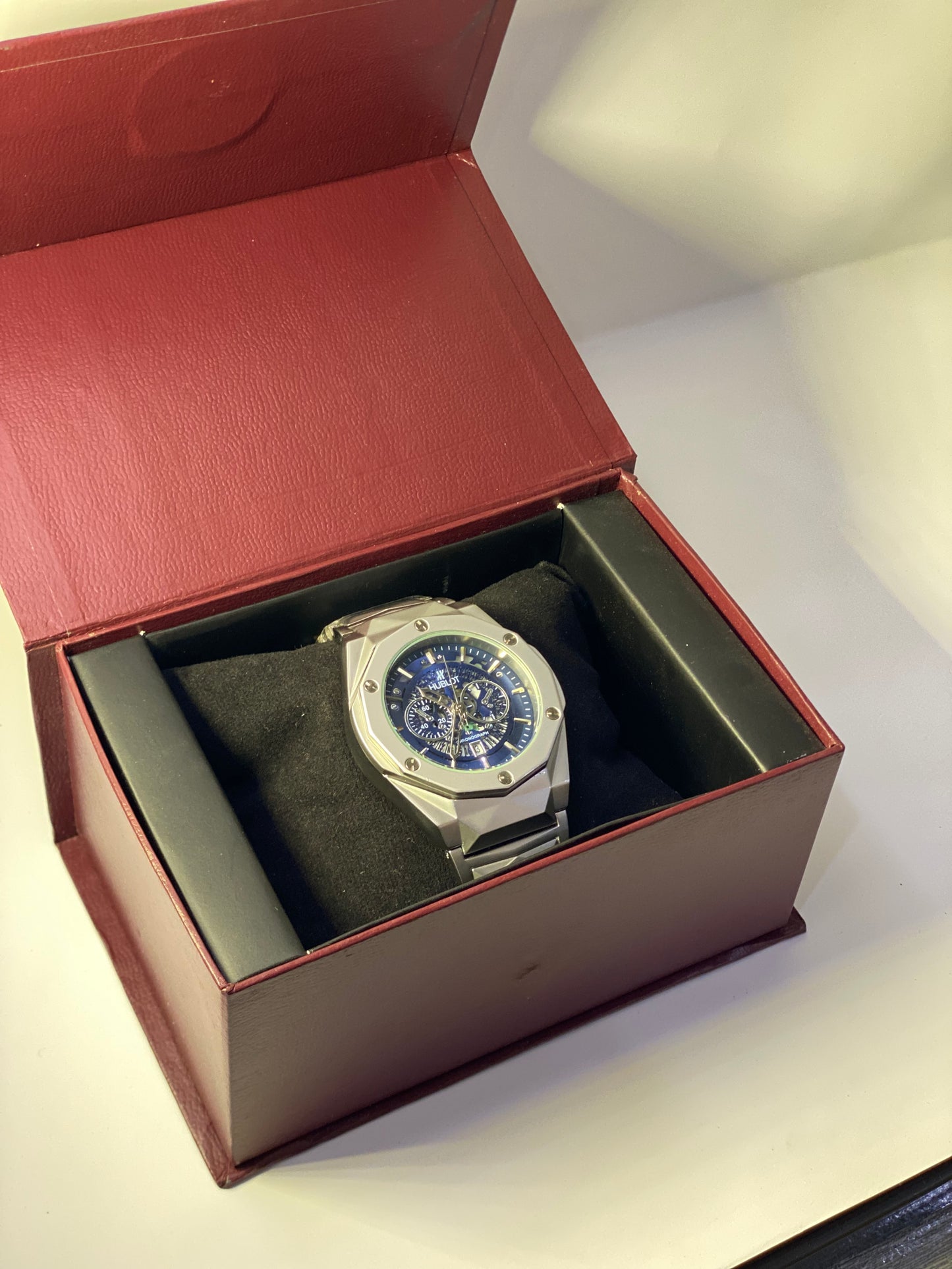 Men’s Royel Blue Dial Chronograph Watch – Luxury Stainless Steel Design