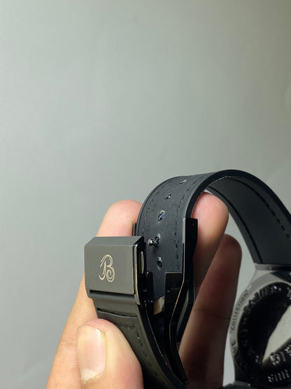 Luxury Black Quartz Analog Watch for Men – Stylish Leather Strap